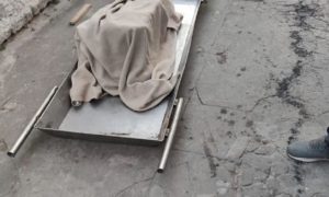 Мать замуровала тело дочери в бетон и использовала его в качестве тумбочки