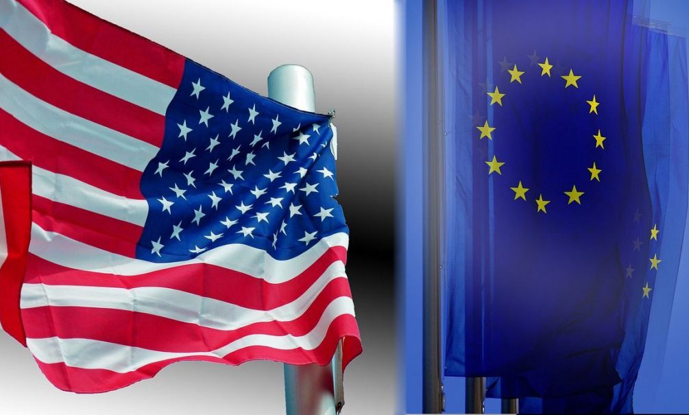 Политика самоуничтожения: Европа загоняет себя в кризисы и упадок, поддерживая США 