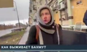 В Бахмуте украинская военкорша облажалась в прямом эфире