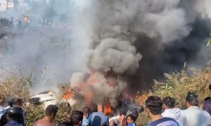 В Непале разбился самолет с 72 пассажирами. На борту находились россияне