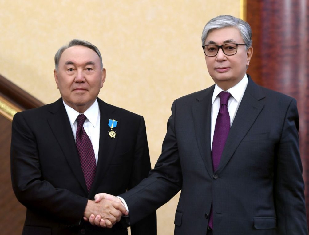 В Казахстане бывшего президента оставили без статуса елбасы. Что это значит для Назарбаева и его клана