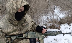 Как НАТО «помогает» Украине проигрывать неработающими карабинами