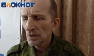 «Сразу раздали листочки с гимном Украины. Если кто-то плохо рассказывал — могло прилететь дубинкой»
