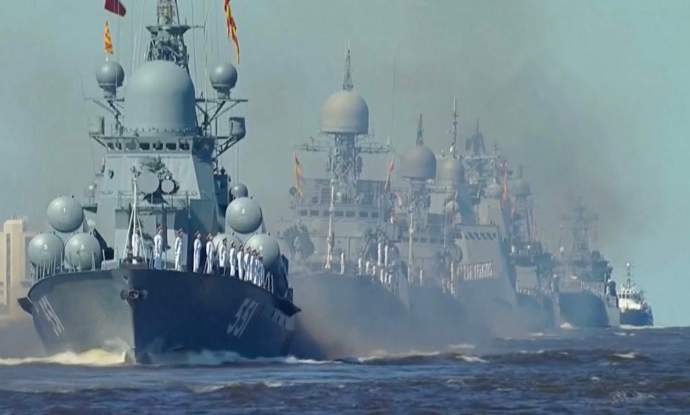Прибалты вновь ставят мир на грань Третьей мировой: Эстония собирается досматривать военные корабли Балтийского флота России 