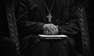 Секс-вечеринки, оргии и педофилия: католическая церковь угодила в новый скандал