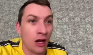 «Одни гробы и могилы, страны уже нет»: украинский блогер призвал женщин выйти на улицы против режима Зеленского