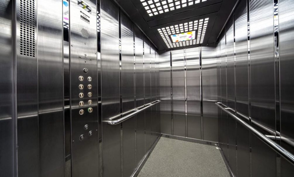 1 февраля - День работника лифтового хозяйства 1 февраля - День работника лифтового хозяйства