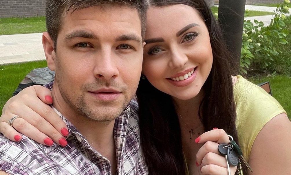 «Осталась одна на улице с дочками, но я справлюсь»: Ольга Рапунцель ушла от мужа с двумя детьми «Осталась одна на улице с дочками, но я справлюсь»: Ольга Рапунцель ушла от мужа с двумя детьми