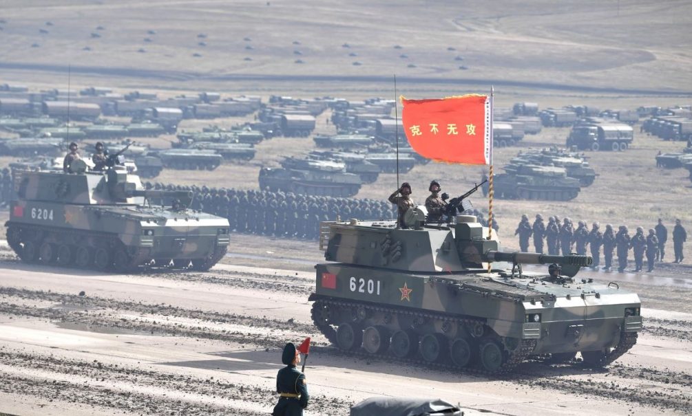 Китай планирует поставить России артиллерию и боевые беспилотники: The Wall Street Journal 