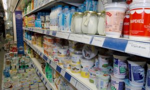 Сметаны в России не будет: производители молочной продукции забили тревогу