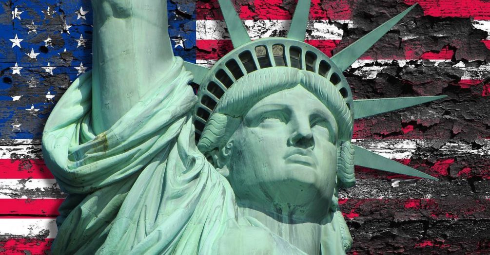 Движутся к гражданской войне: почему власти США заговорили о «национальном разводе»