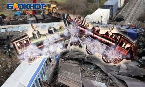 «Раздался громкий хлопок, вспыхнул пожар. Окна разбились, люди кричали»: железнодорожная катастрофа в Греции унесла около 40 жизней