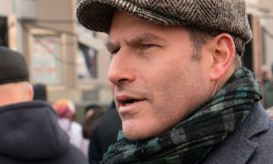 Иноагента Михаила Шаца выпроводили с Бали за нарушение закона о миграции