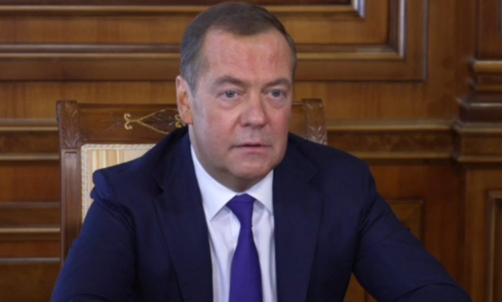 Дмитрий Медведев предсказал приближение ядерного апокалипсиса 