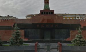 Москвич пытался проникнуть в Мавзолей, чтобы Ленин отпустил ему грехи