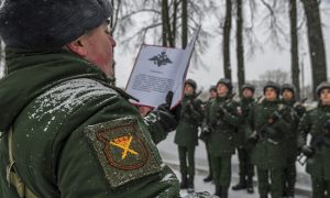 Сенатор рассказал, когда в России повысят призывной возраст