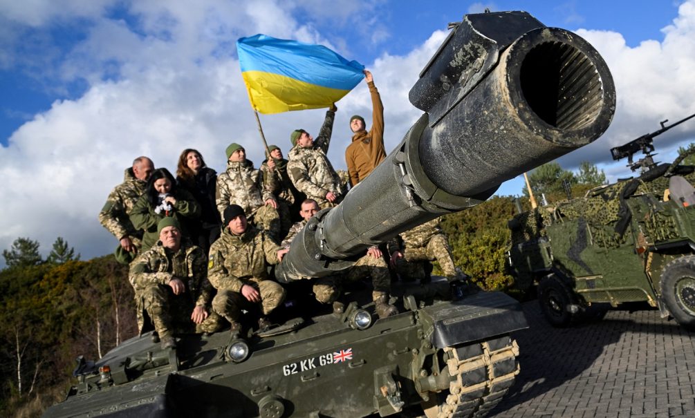Снаряды с обедненным ураном уже на Украине: чем ответит Россия 