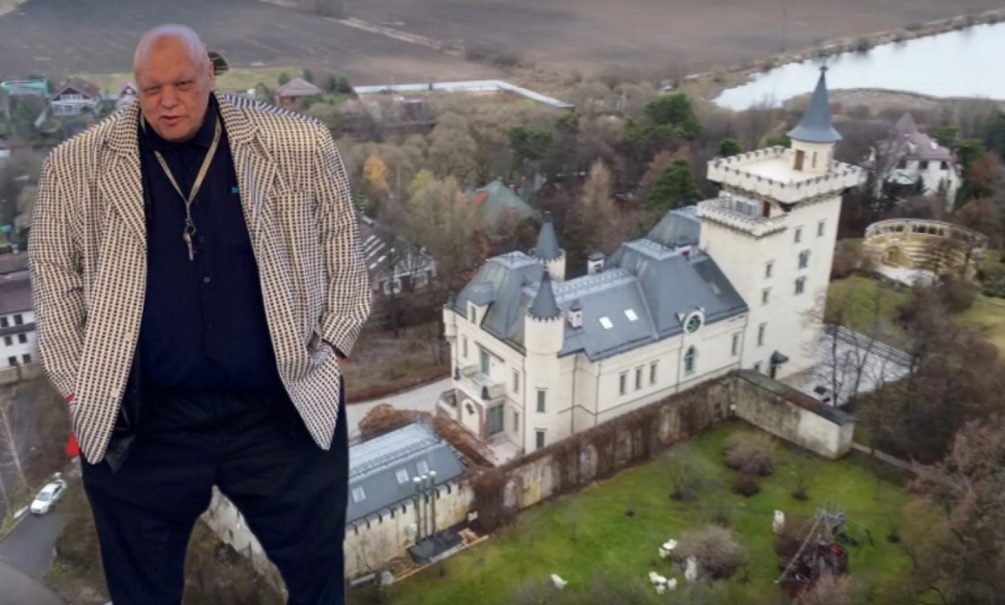 Морг для российской элиты: замку Аллы Пугачевой нашли достойное применение 