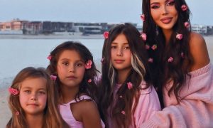 Без Джигана, зато с дочками: Самойлова появилась на премии «Жара» в провокационном образе и ответила на слухи о разводе