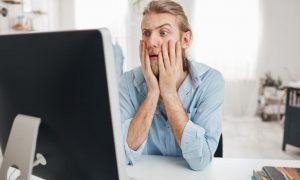 Правительство обяжет компании взимать повышенный налог с работающих удаленно россиян