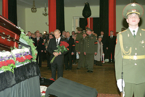 28 апреля 2002 года погиб генерал Александр Лебедь