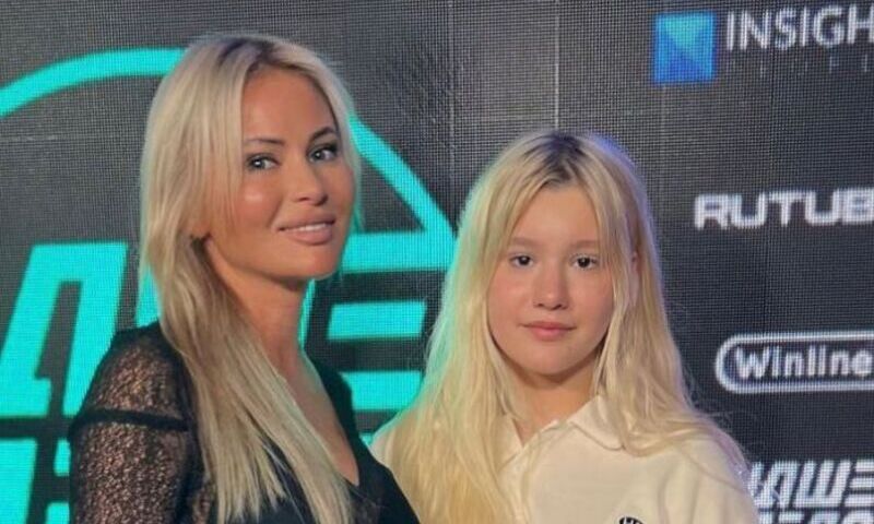 «Все в крови, делают уколы от бешенства»: на 15-летнюю дочь Даны Борисовой напала собака 