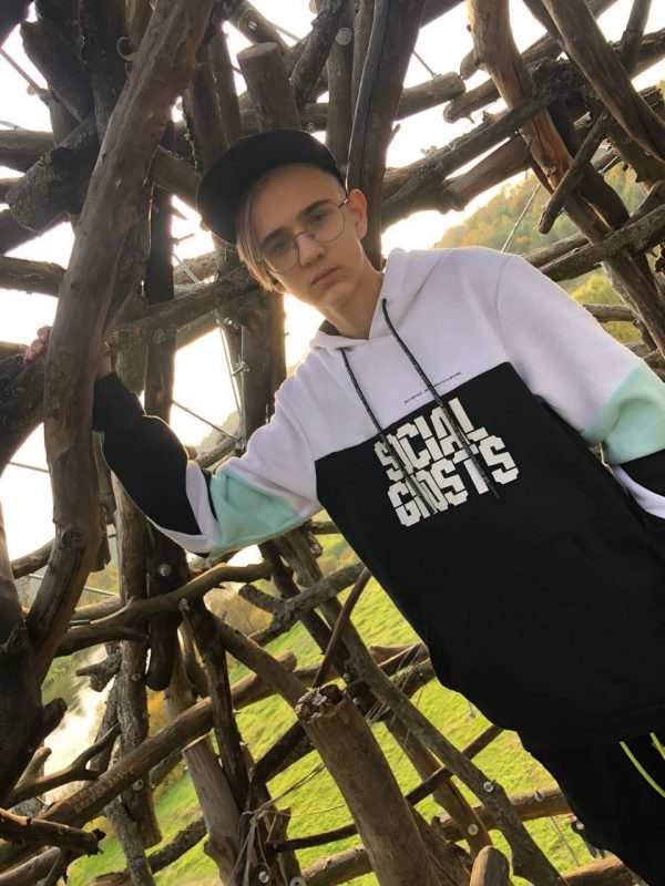 Ярослав говорит, что хотел придумать полезный для общества инструмент