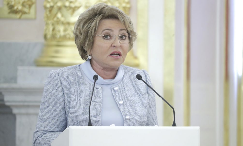 Матвиенко требует усилить историческое воспитание в школах: разговоры о важном должны быть настоящими Матвиенко требует усилить историческое воспитание в школах: разговоры о важном должны быть настоящими