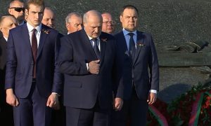 Лукашенко четвёртый день не появляется на публике. Куда пропал белорусский лидер?