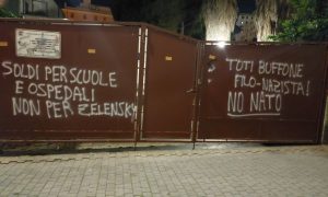 Деньги детям, а не Зеленскому! Итальянцы возмутились поддержкой Украины