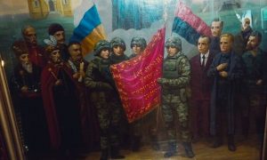 Украинские раскольники освятили «икону» с изображением Бандеры и Шухевича