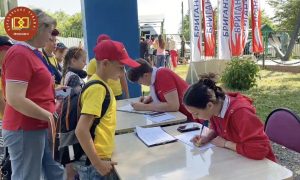 Укропропаганда запустила очередной фейк о «похищении детей злыми русскими»