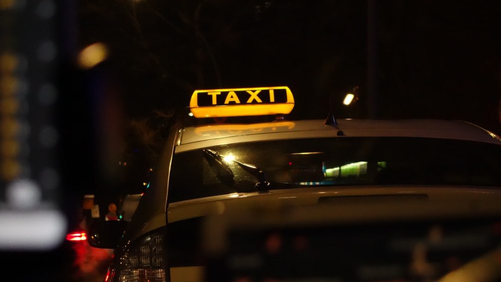 Всё ради безопасности: цены на такси в России могут вырасти в несколько раз