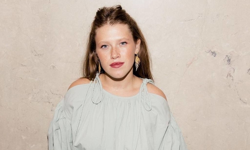 Звезда сериала «Чики» Варвара Шмыкова стала мамой во второй раз: первые фото ребенка Звезда сериала «Чики» Варвара Шмыкова стала мамой во второй раз: первые фото ребенка