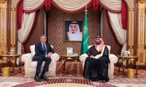 Ниже плинтуса: на встрече госсекретаря США с наследным принцем Саудовской Аравии 