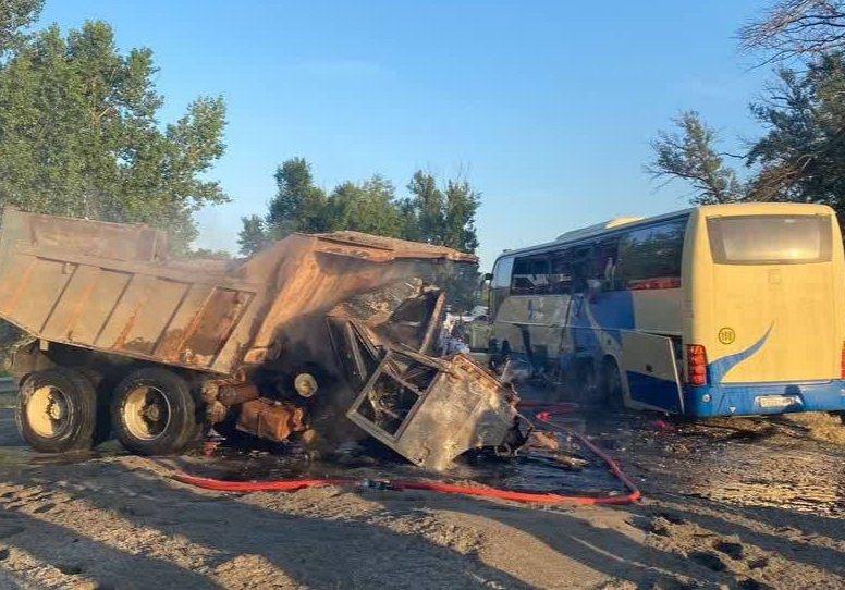 Девять человек погибли в чудовищном ДТП с автобусом в Дагестане 