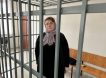 Ахматовский суд в Грозном приговорил жену бывшего судьи Зарему Мусаеву к 5,5 годам колонии: перед этим ее адвоката избили