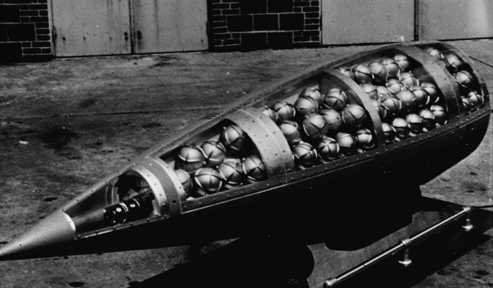 Варварское оружие: в США ополчились на планы Байдена отправить Украине кассетные боеприпасы