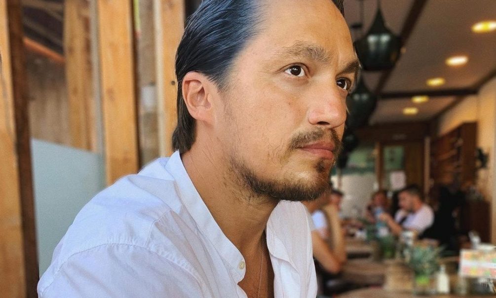 У солиста «Касты» Хамиля остановилось сердце во время пробежки. Врачи провели ему шунтирование 