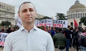 Стихийный митинг в военном аэропорту Пизы: итальянцы требуют от властей выйти из НАТО