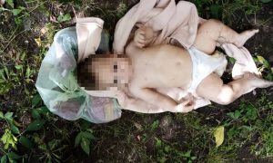 В Москве нашли мать брошенного под окнами дома годовалого младенца