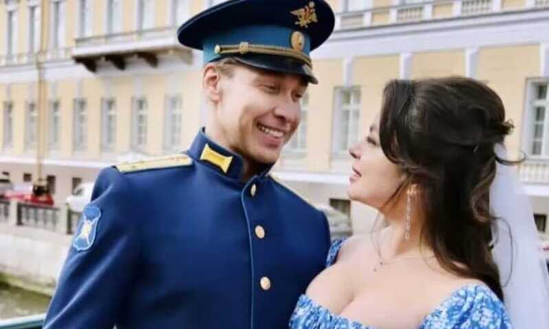 20 лет спустя: Наташа Королëва и Тарзан сыграли вторую свадьбу 20 лет спустя: Наташа Королëва и Тарзан сыграли вторую свадьбу