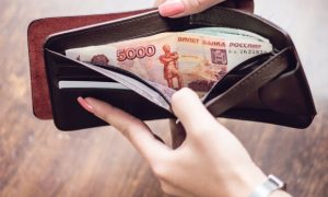 В России стало больше людей с доходом выше 100 тысяч рублей в месяц