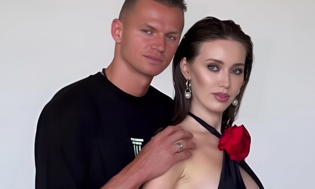 «Грудь и живот навыкат»: затравленной Анастасии Костенко пришлось оправдаться за фотосессию 