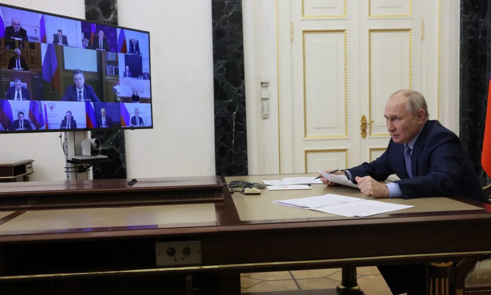 Владимир Путин приказал за неделю найти замену импортному оборудованию для диабетиков 