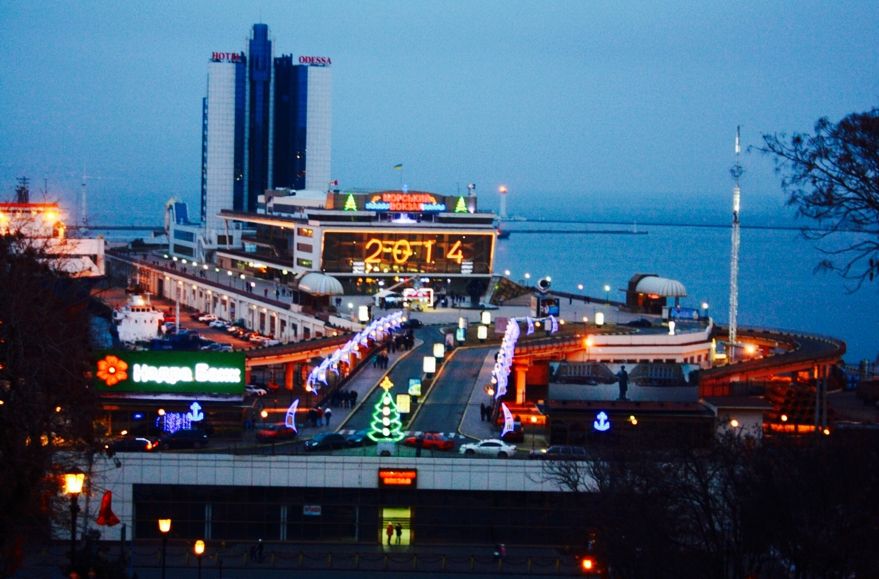 Наемники или штаб? Что было в отеле «Одесса», пострадавшем во время атаки на порт