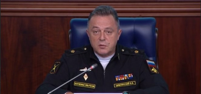 На фото: заместитель начальника Главного организационно-мобилизационного управления Генерального штаба ВС РФ контр-адмирал Владимир Цимлянский
