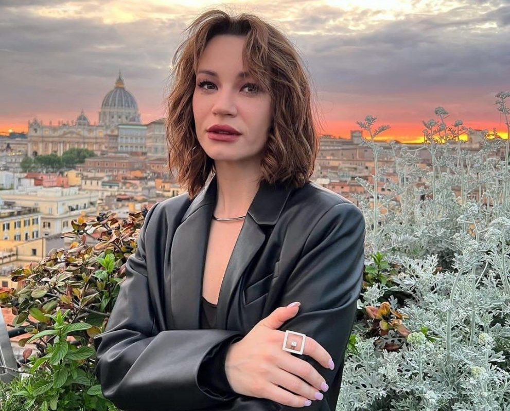 Отец Иды Галич за рулем «Мерседеса» устроил дорожные разборки в Москве: «Угрожал и пытался заставить остановиться»