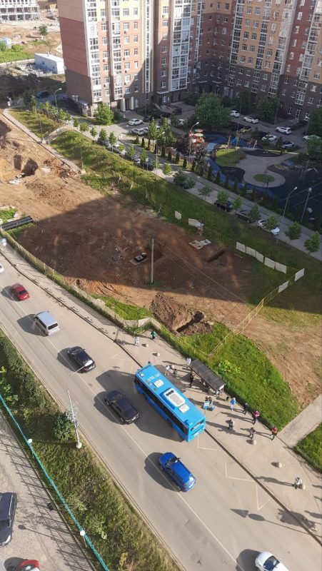 В Москве расширяют дорогу на улице Бачуринская