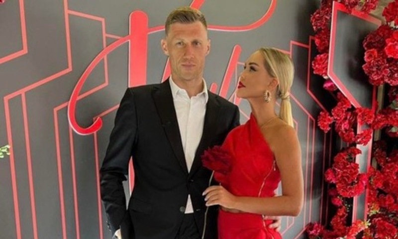 Теперь официально: Мария и Павел Погребняк развелись спустя 17 лет брака